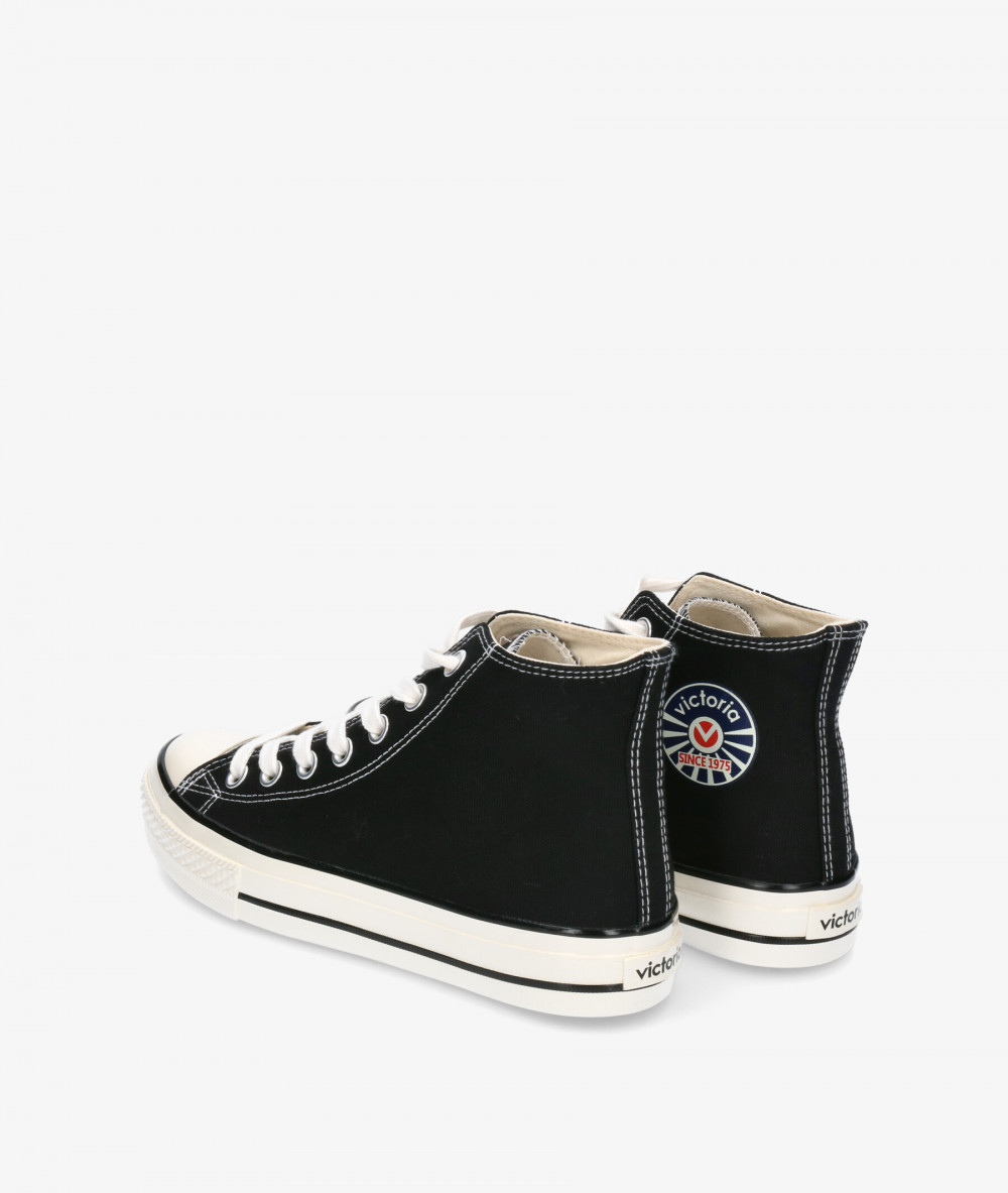 Deportivos Victoria  1057101 en negro Deportivos Victoria  1057101 en negro