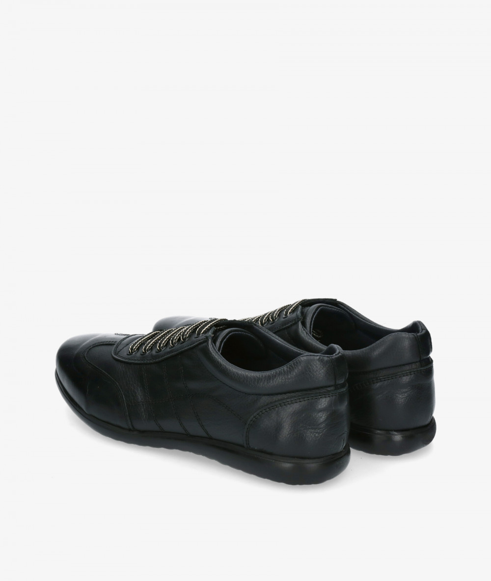 Deportivos Traveris  24102 en negro Deportivos Traveris  24102 en negro