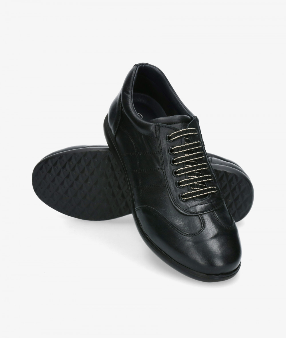 Deportivos Traveris  24102 en negro Deportivos Traveris  24102 en negro