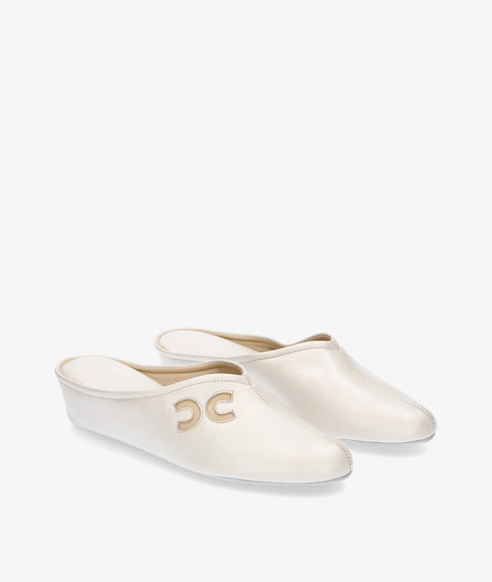 Zapatillas de casa con Cuña 4 cmst Zapatillas de casa con Cuña 4 cmst