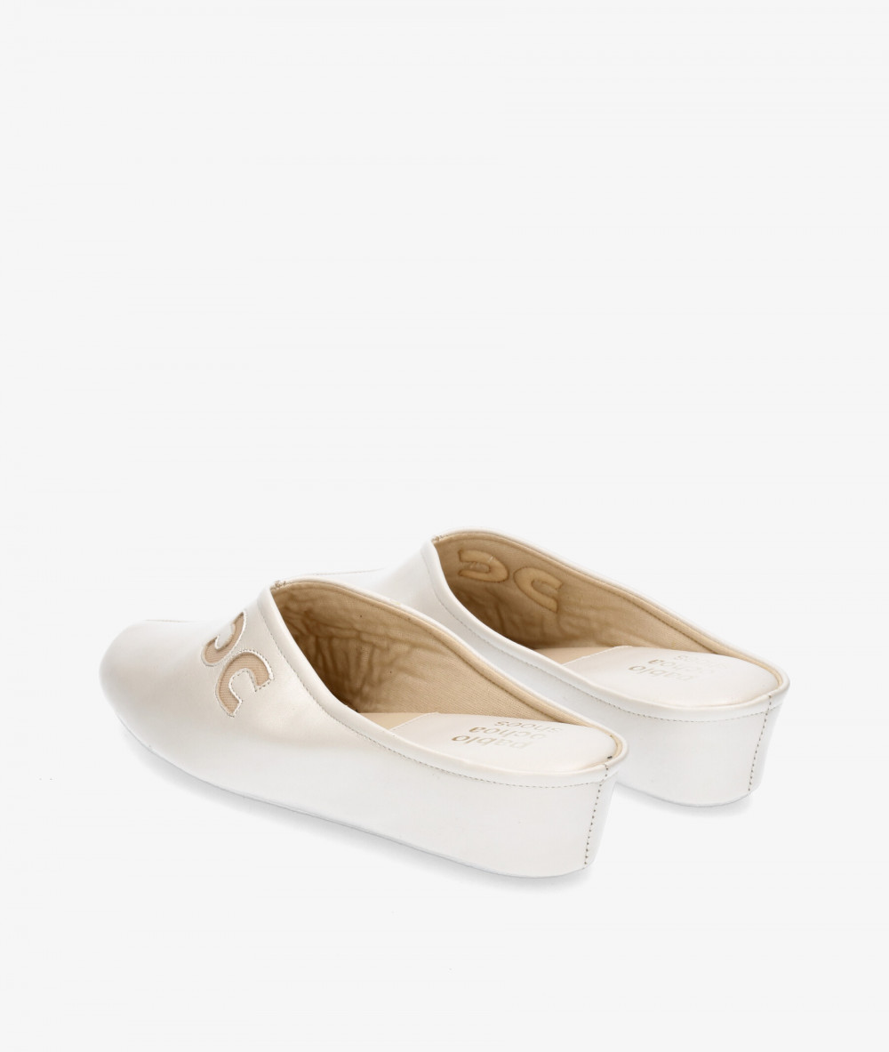 Give your feet a break in these cosy nacre soft slippers