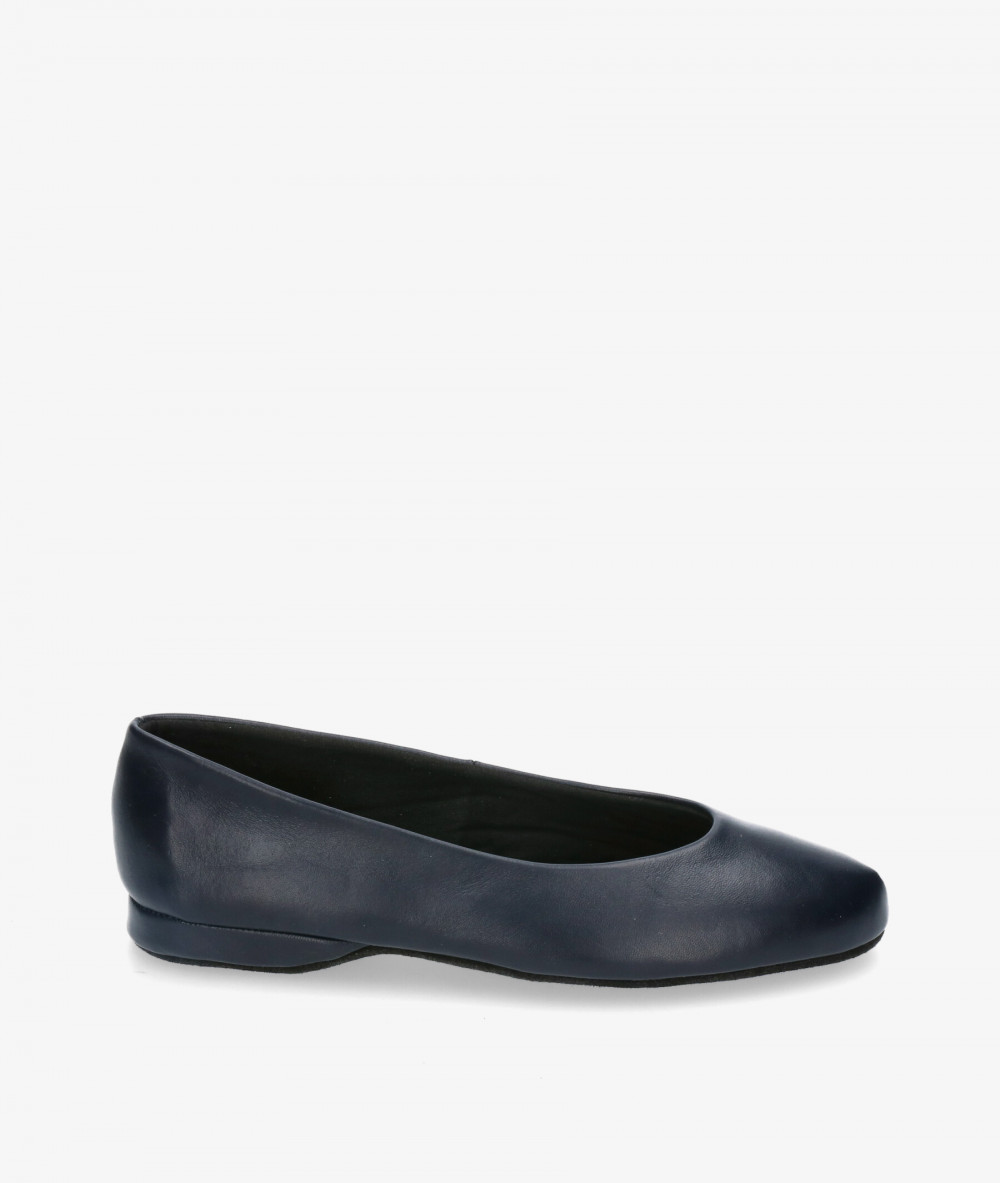 Give your feet a break in these cosy navy blue soft slippers Give your feet a break in these cosy navy blue soft slippers