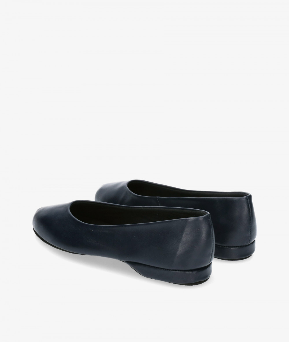Give your feet a break in these cosy navy blue soft slippers Give your feet a break in these cosy navy blue soft slippers