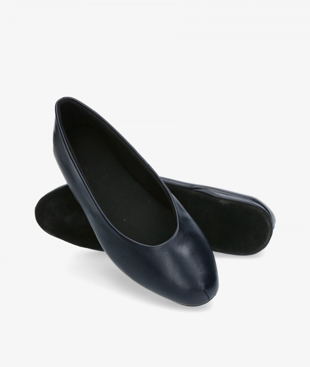 Give your feet a break in these cosy navy blue soft slippers Give your feet a break in these cosy navy blue soft slippers