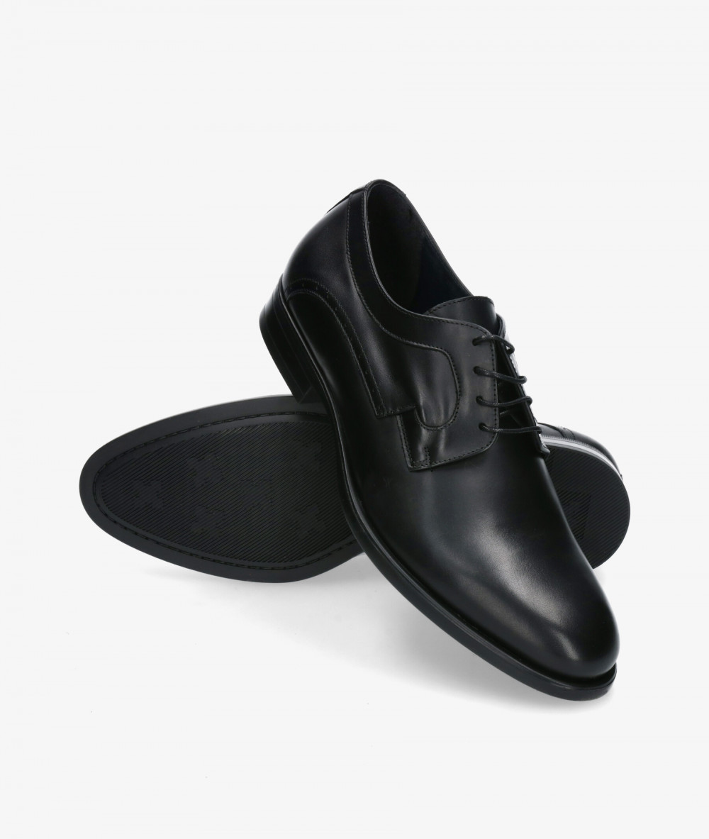Zapatos de vestir Kénnebec S-020 en negro Zapatos de vestir Kénnebec S-020 en negro