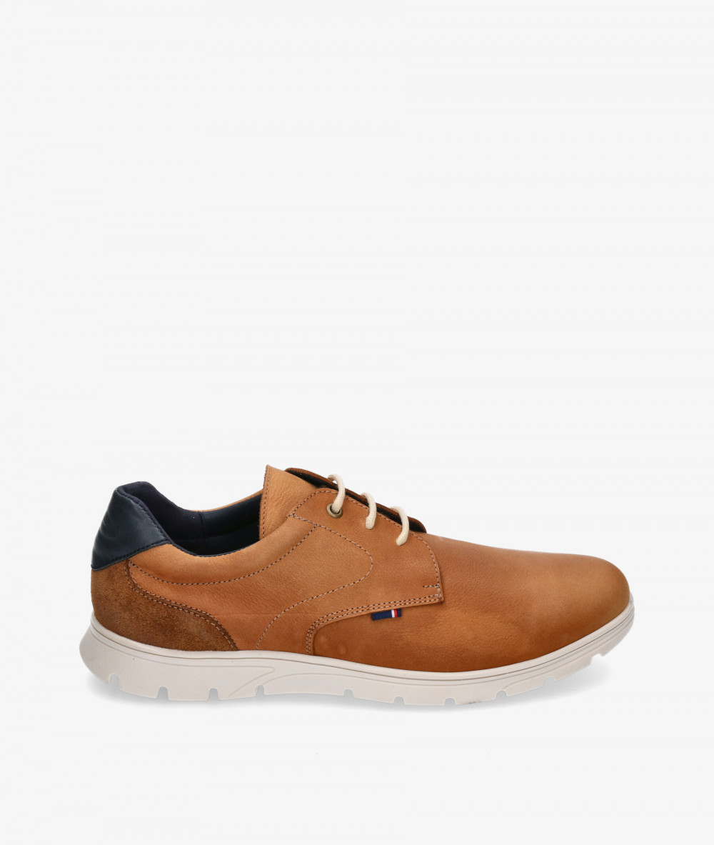 Zapatos casual Traveris 23712-R en cuero Zapatos casual Traveris 23712-R en cuero