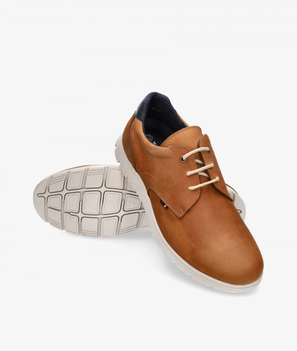 Zapatos casual Traveris 23712-R en cuero Zapatos casual Traveris 23712-R en cuero