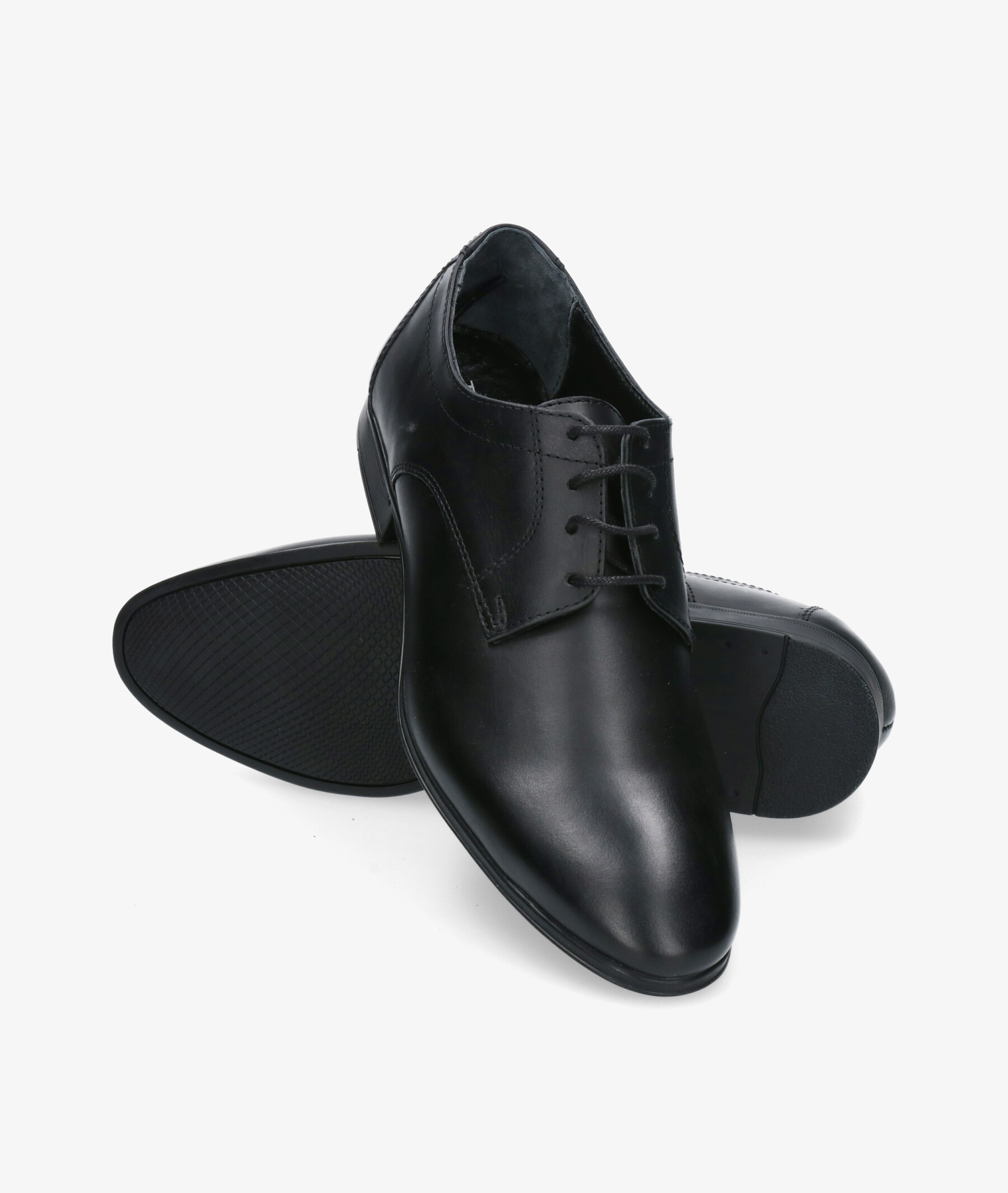 Temprano horizonte válvula Zapatos casual Traveris ALMERIA M-251 en negro