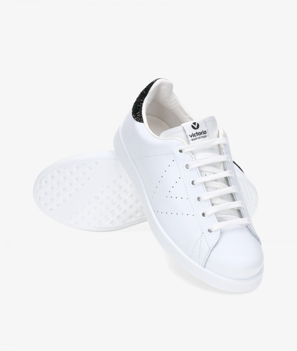 Victoria Sneakers  125104 in white