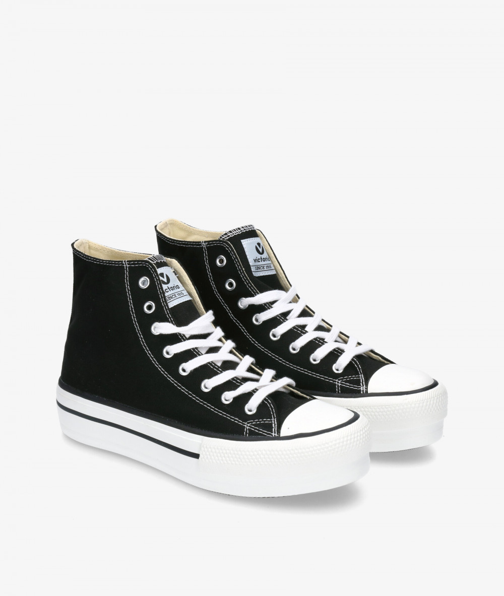Deportivos Victoria  61101 en negro Deportivos Victoria  61101 en negro