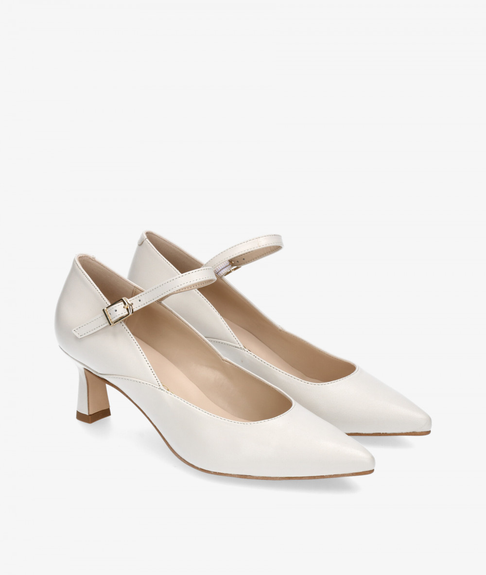 bloom&you Shoes  CARRIE in off-white