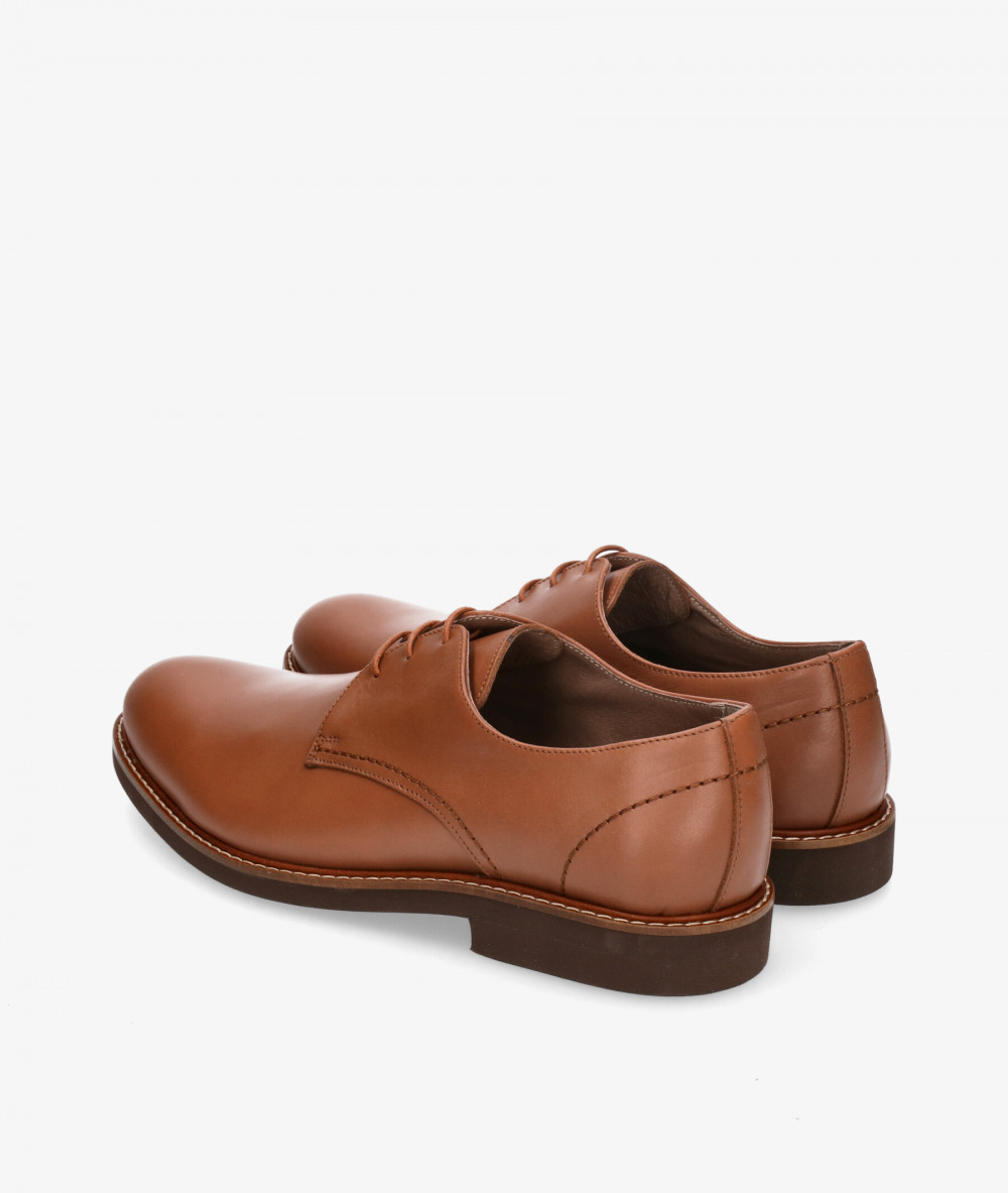 Zapatos casual Kénnebec 21990 en cuero Zapatos casual Kénnebec 21990 en cuero