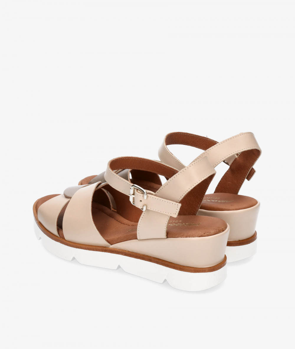 Sandalias pabloochoa.shoes 40001 en beige Sandalias pabloochoa.shoes 40001 en beige