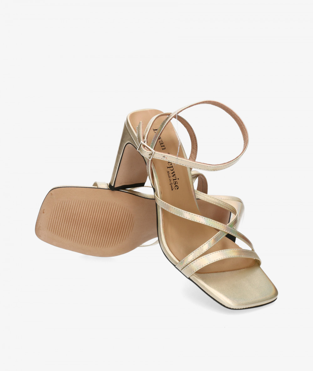 Sandalias Bryan 6300 en platino