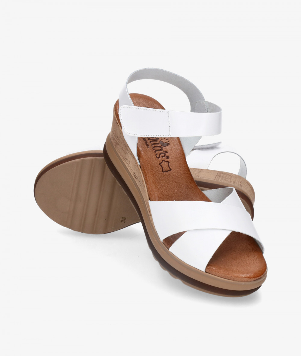Sandalias Valeria´s 9200-R en blanco Sandalias Valeria´s 9200-R en blanco