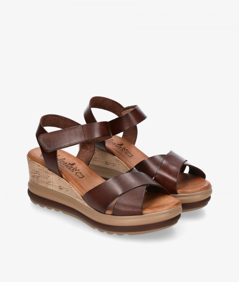 Sandalias Valeria´s 9200-R en marrón