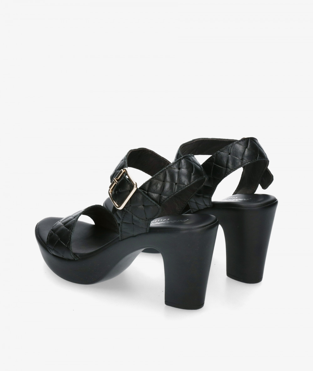Sandalias pabloochoa.shoes 617-R  en negro Sandalias pabloochoa.shoes 617-R  en negro