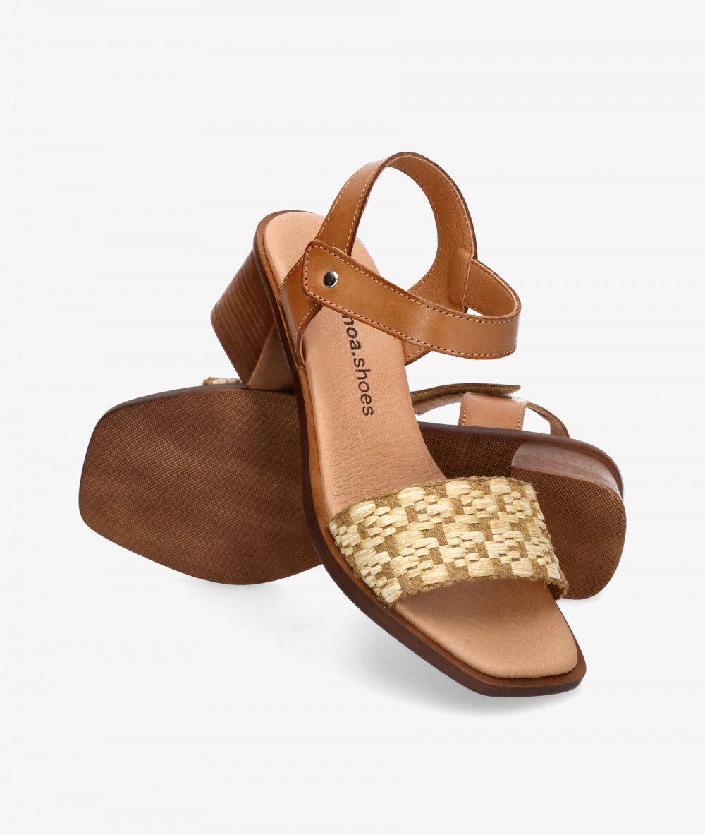 Sandalias pabloochoa.shoes 1900 en beige Sandalias pabloochoa.shoes 1900 en beige
