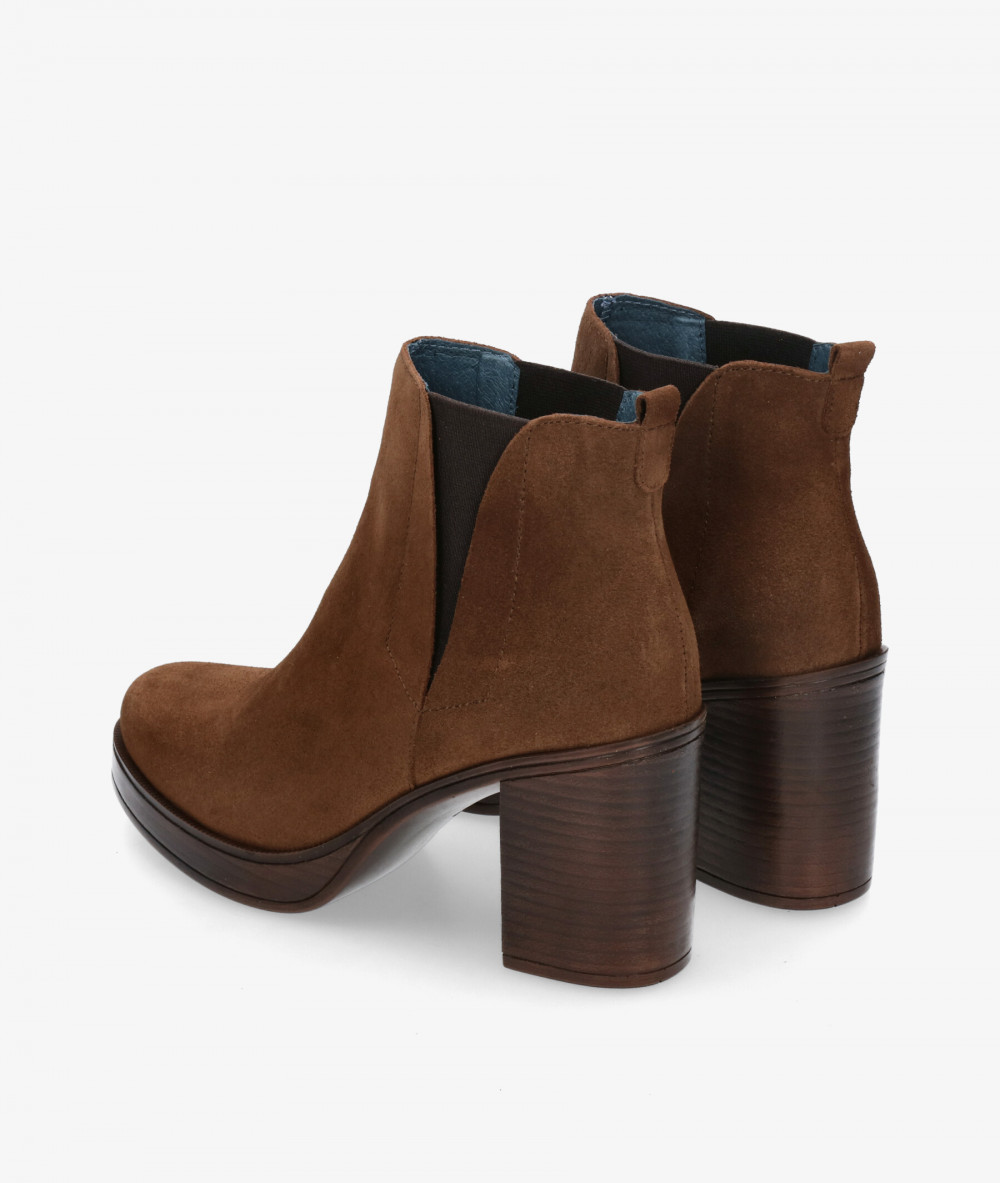 Botines Funny Lola  452 en serraje taupe Botines Funny Lola  452 en serraje taupe