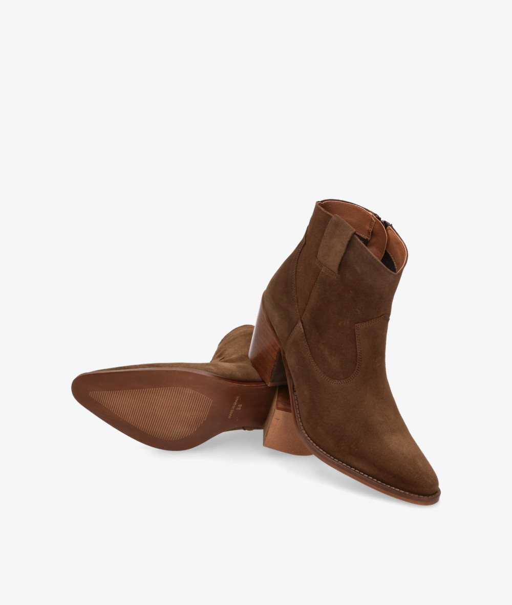 Botines Bryan  4100 en serraje taupe Botines Bryan  4100 en serraje taupe