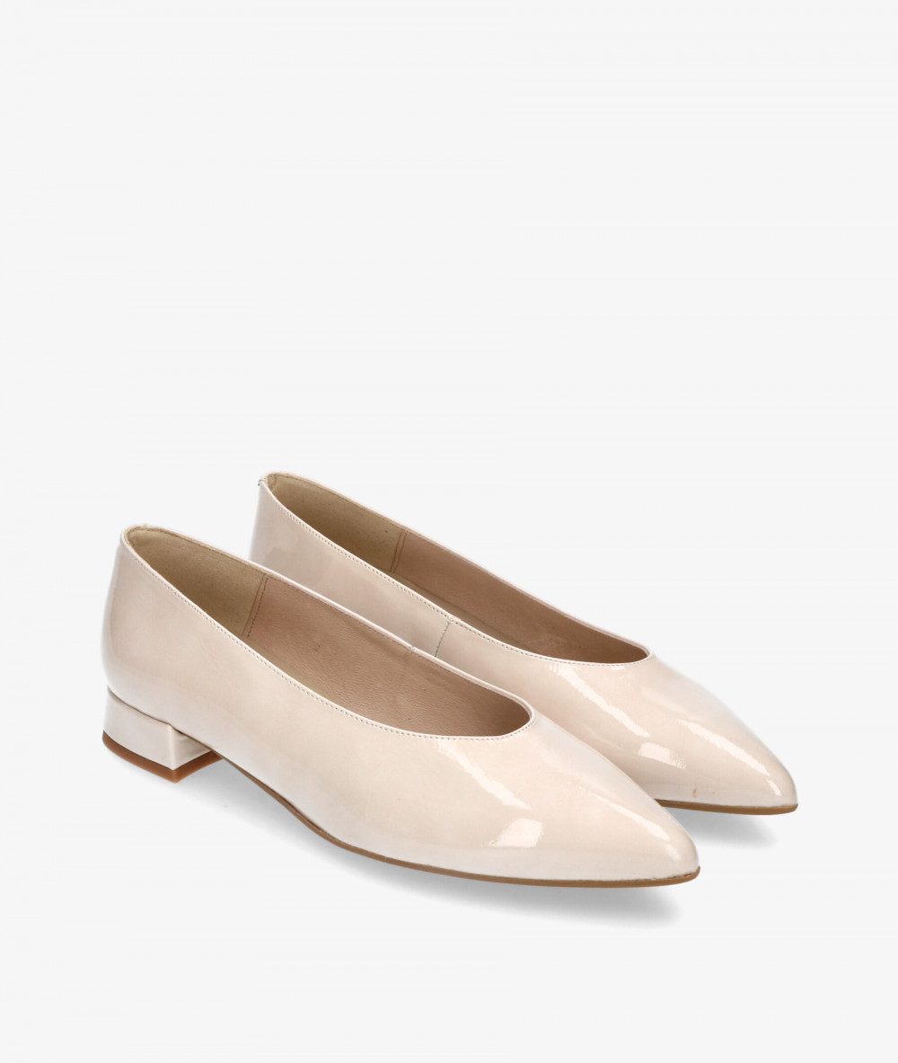 Salones bloom&you DAFNE en charol beige Salones bloom&you DAFNE en charol beige