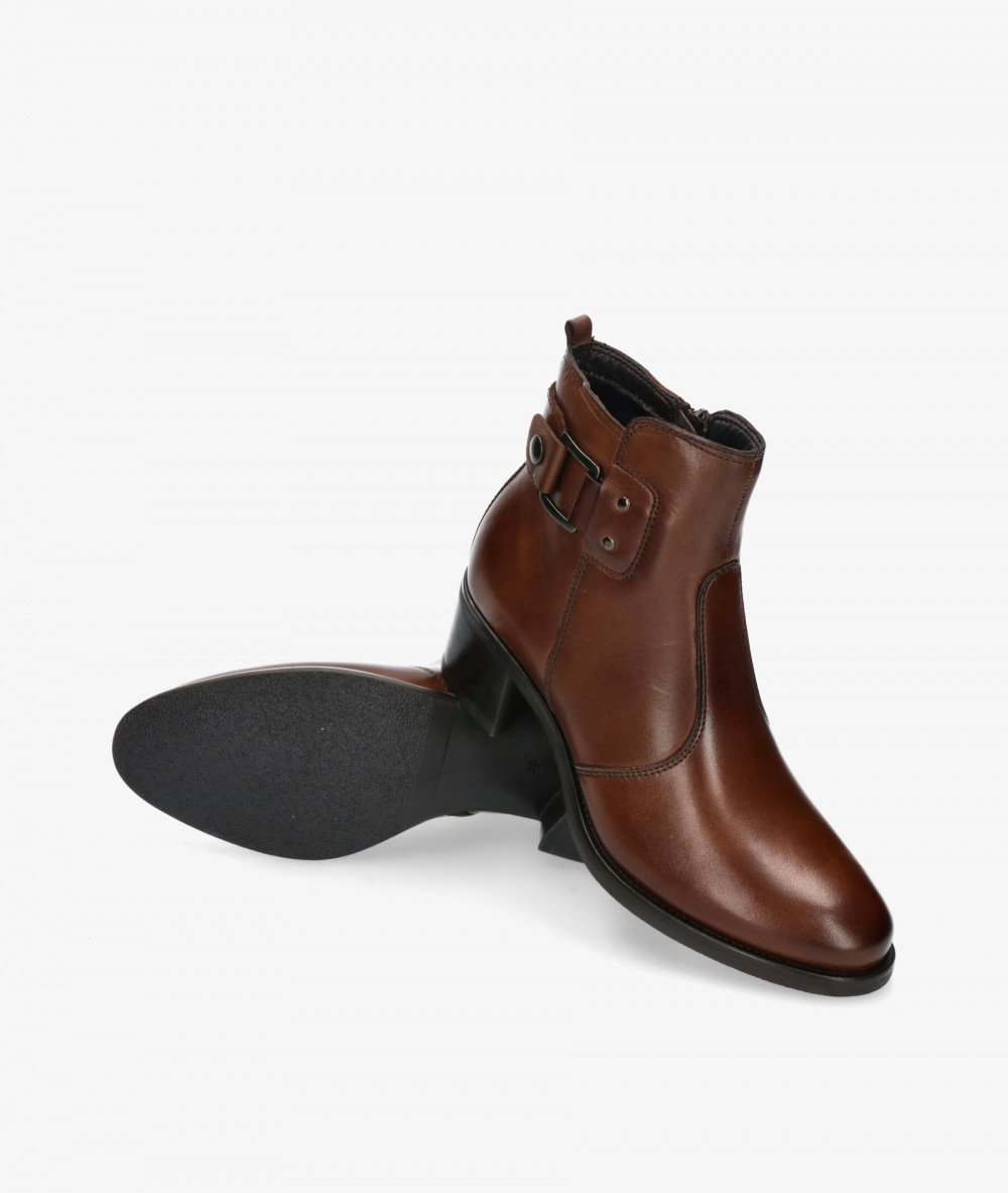 Botines Traveris LOR6-5131 en líbano