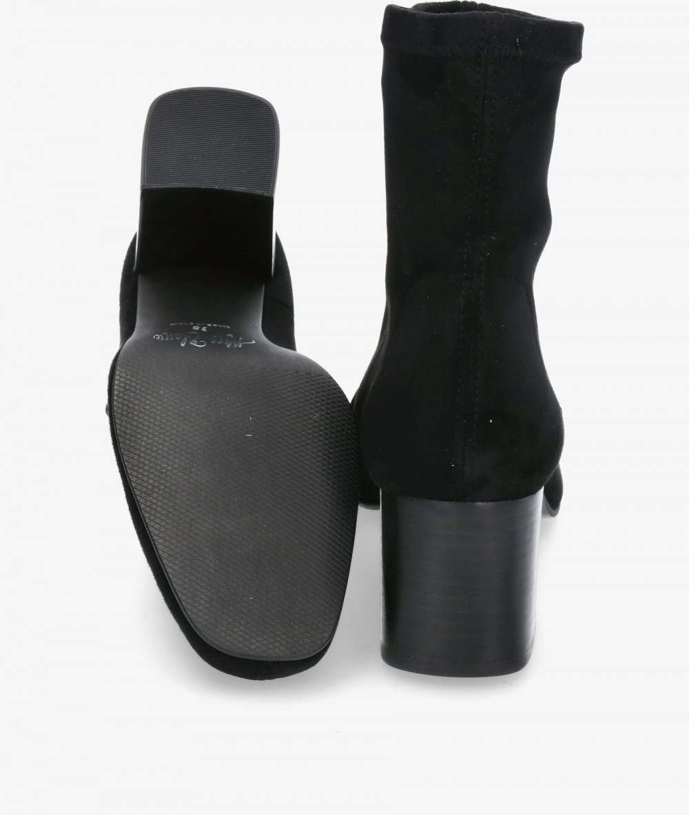 Botines pabloochoa.shoes  77352 en negro Botines pabloochoa.shoes  77352 en negro