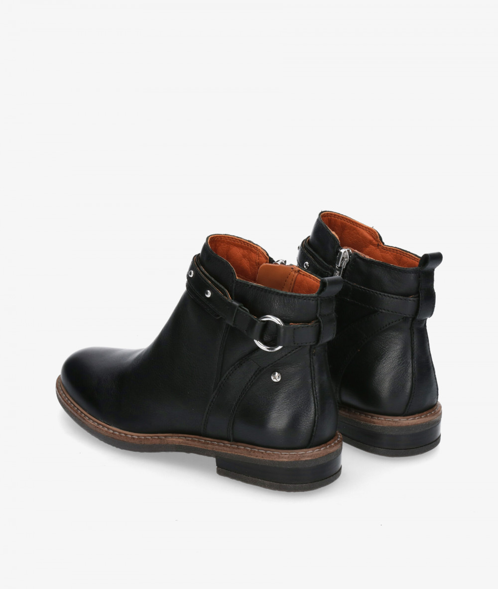 Botines Pikolinos W8J-8571 en negro
