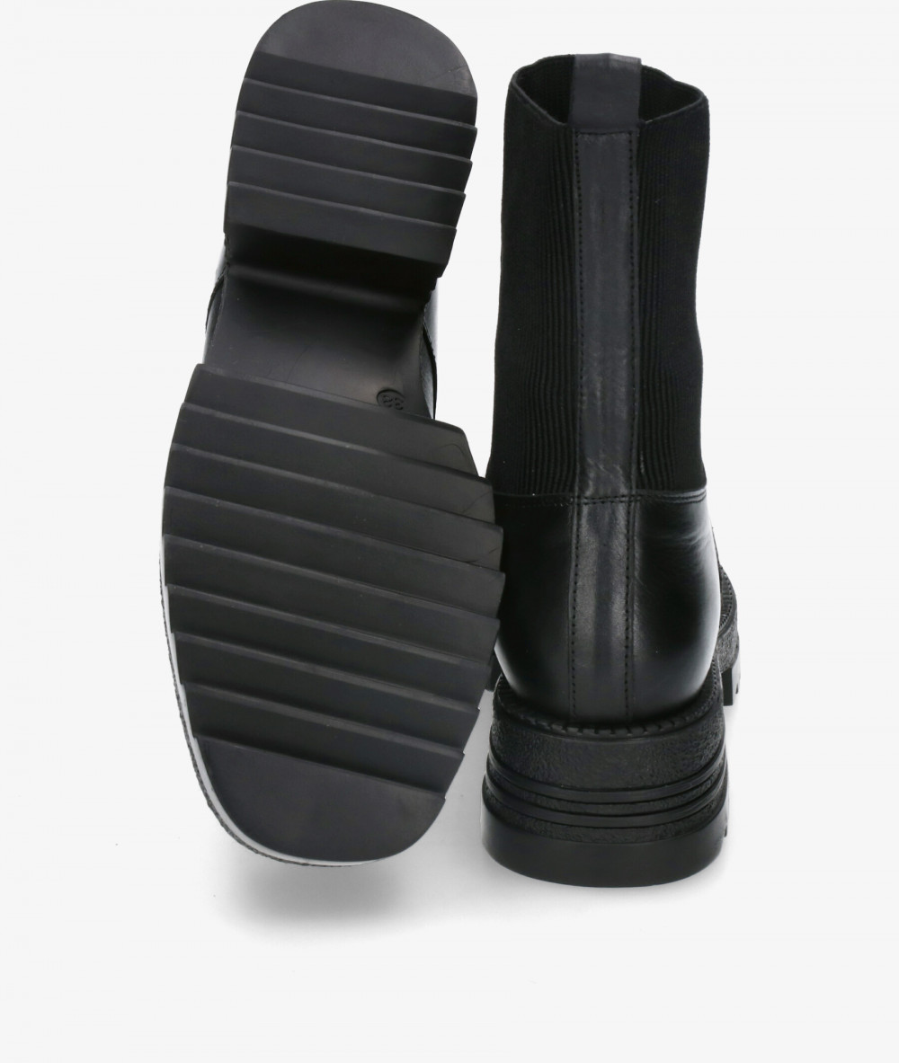 Botines St. Gallen K-13397 PASCALE en negro