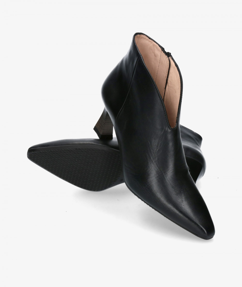Botines Hispanitas HI233018 en negro
