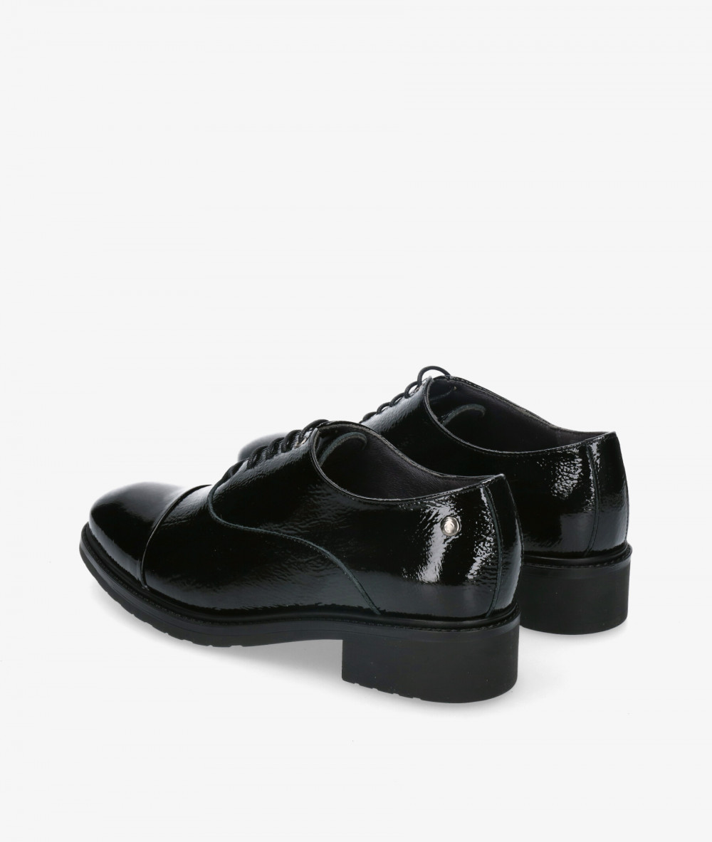 Zapatos inglés pabloochoa.shoes 7159 en charol negro Zapatos inglés pabloochoa.shoes 7159 en charol negro