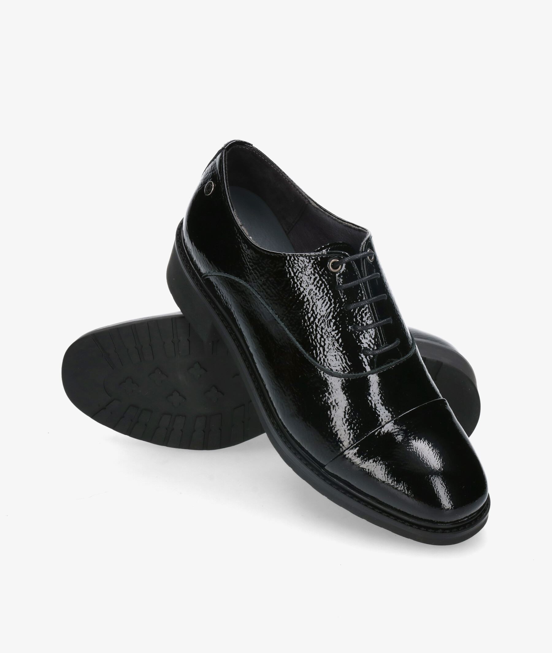 Zapatos ingl s POs OLA 7159 en charol negro