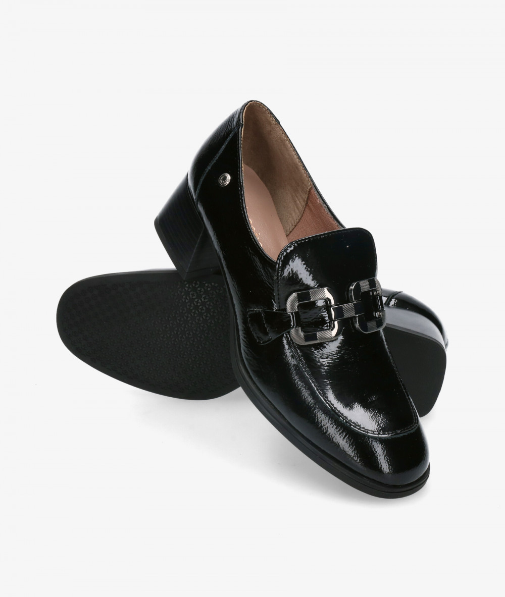 Zapatos de tacón pabloochoa.shoes 4450 en charol negro Zapatos de tacón pabloochoa.shoes 4450 en charol negro