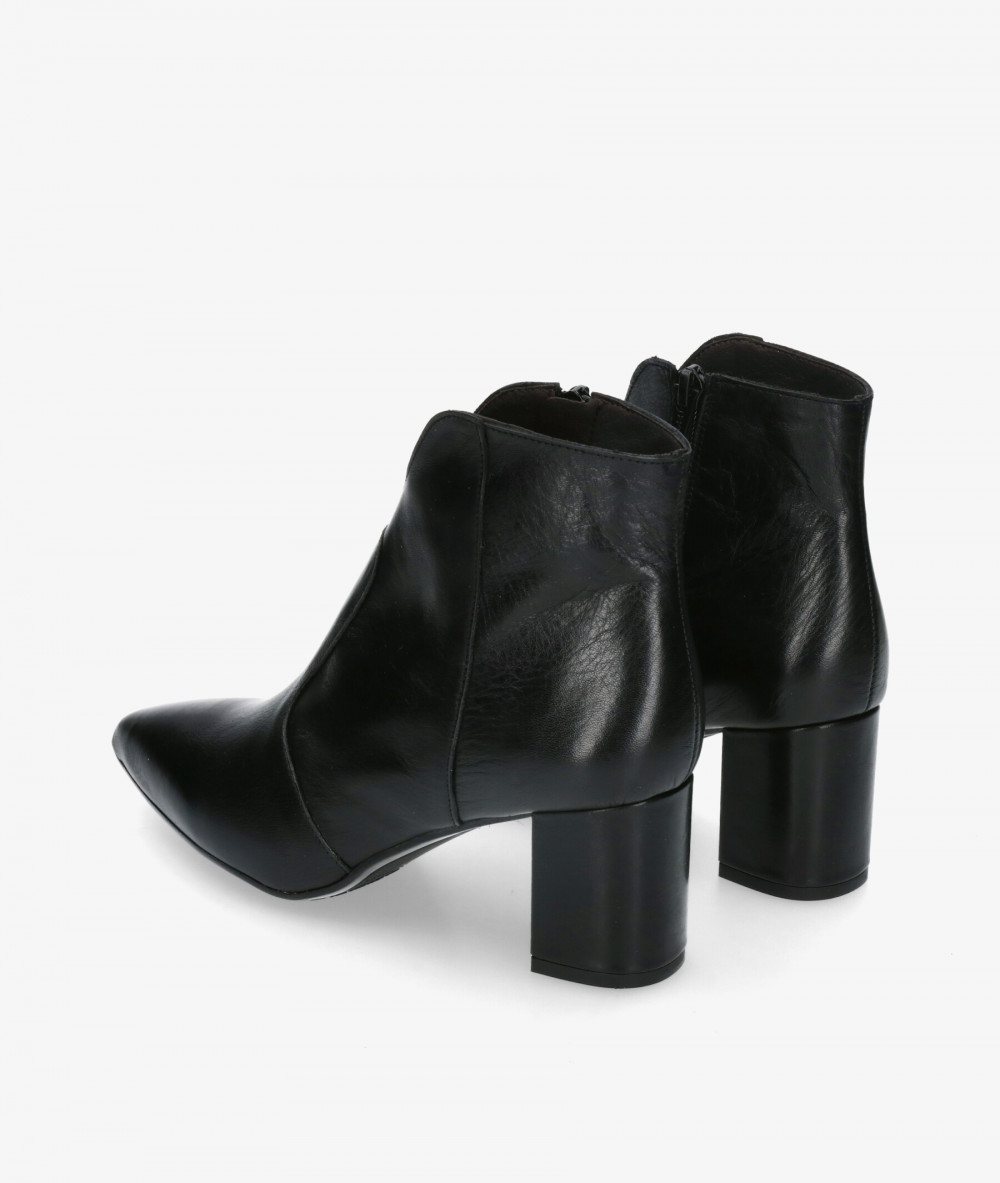 Botines Kissia  779 en negro Botines Kissia  779 en negro