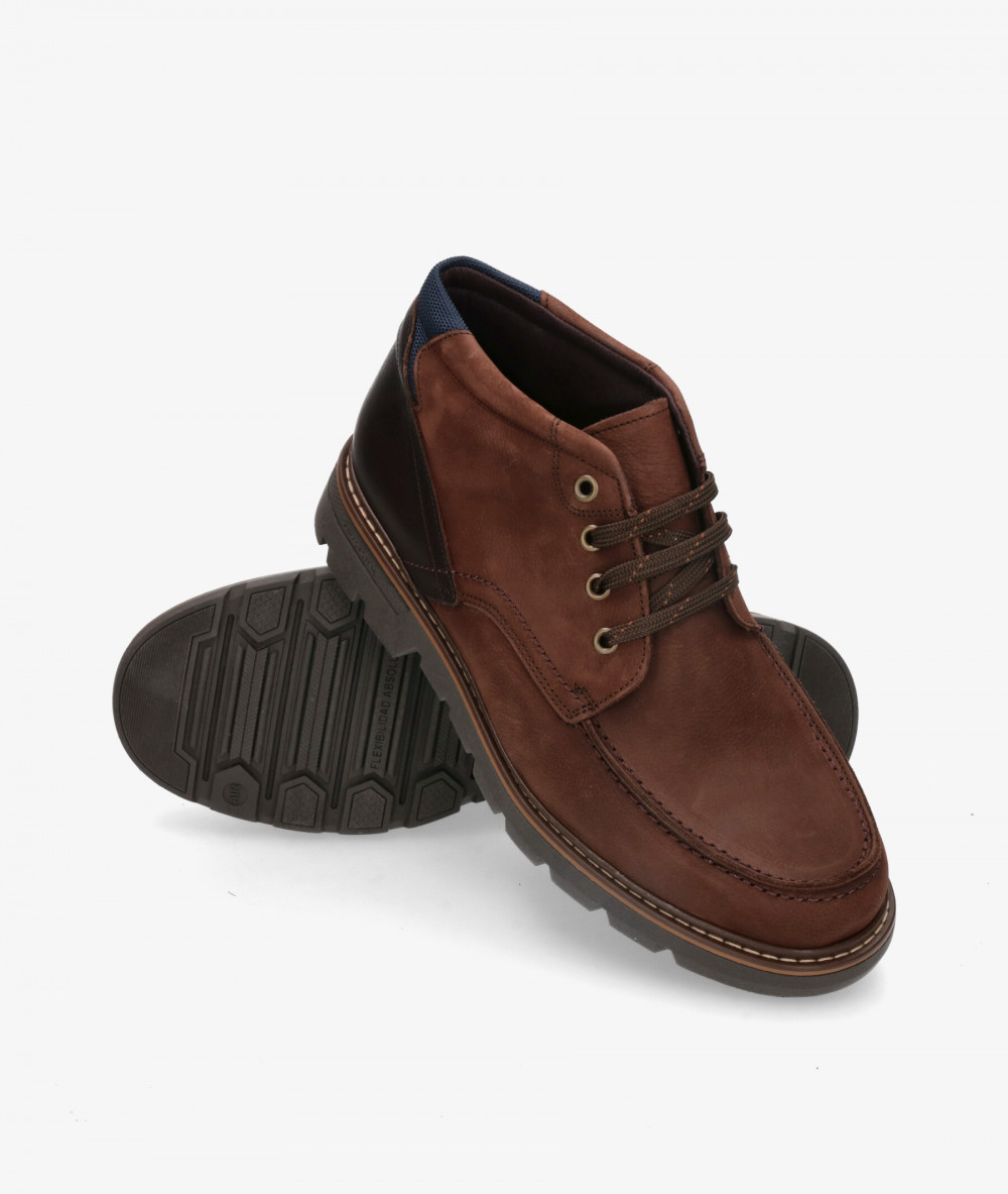 Botas Kénnebec  70614/2 en nobuck marrón Botas Kénnebec  70614/2 en nobuck marrón