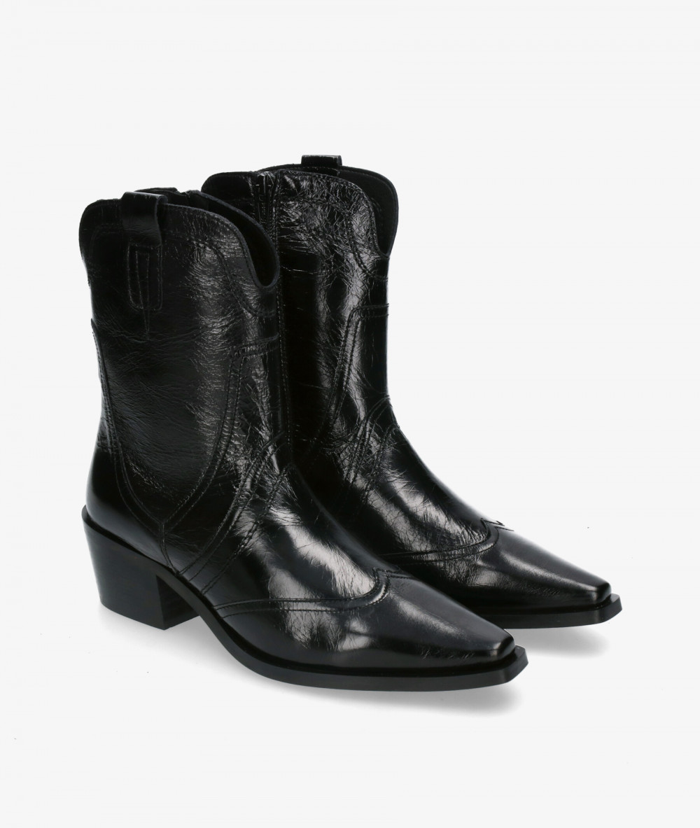 Botines Bryan  5801 en negro Botines Bryan  5801 en negro