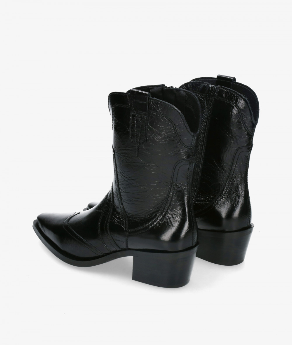 Botines Bryan  5801 en negro Botines Bryan  5801 en negro