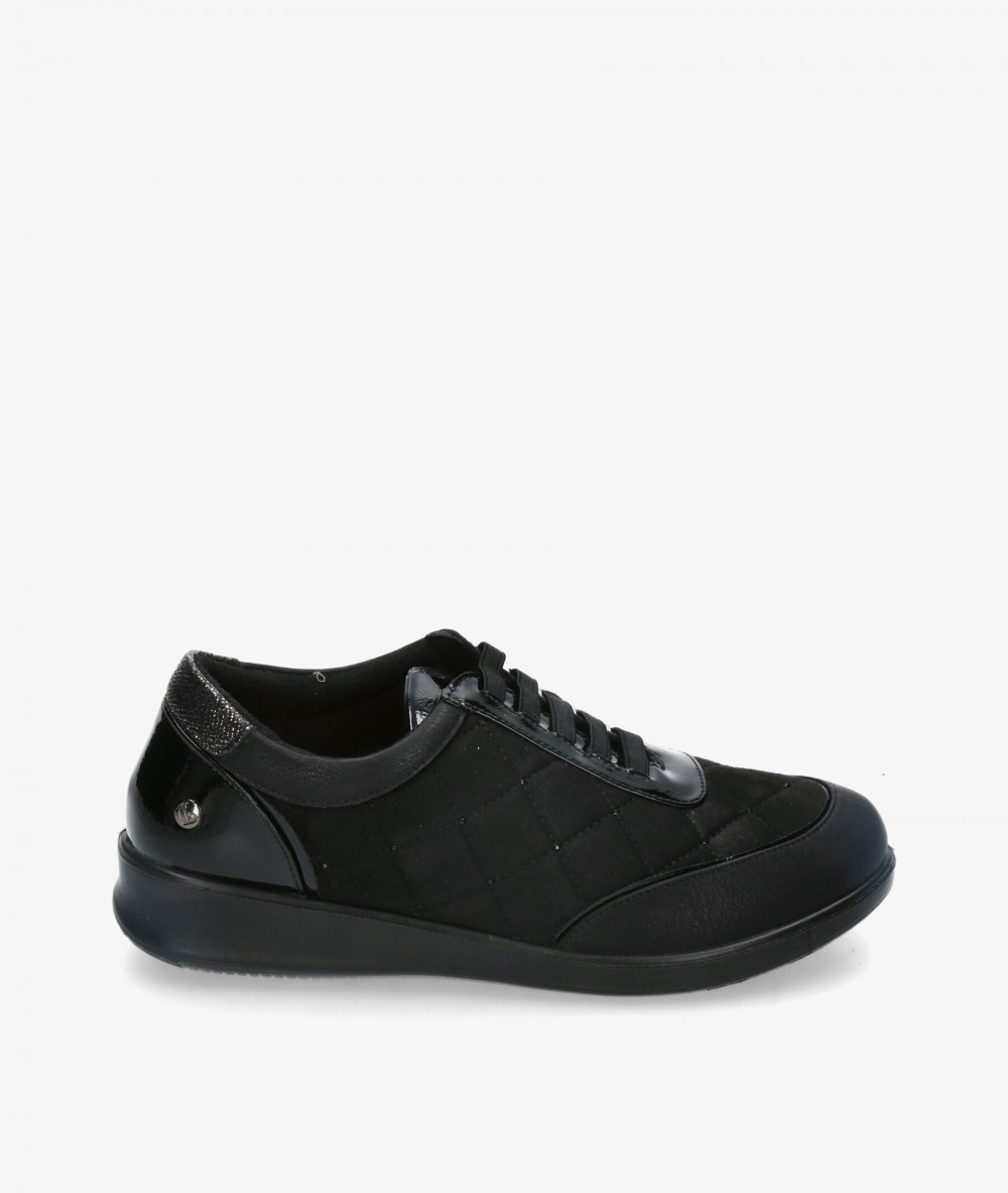 Zapatos confort Amarpies 22307 en negro Zapatos confort Amarpies 22307 en negro