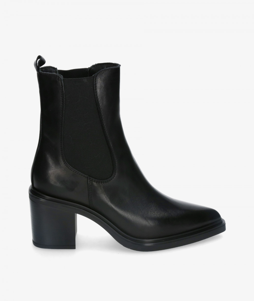 Botines Alpe  2455 en negro Botines Alpe  2455 en negro