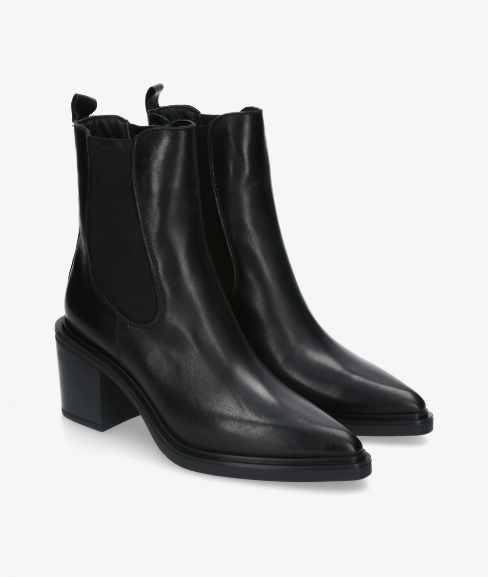 Botines Alpe  2455 en negro Botines Alpe  2455 en negro