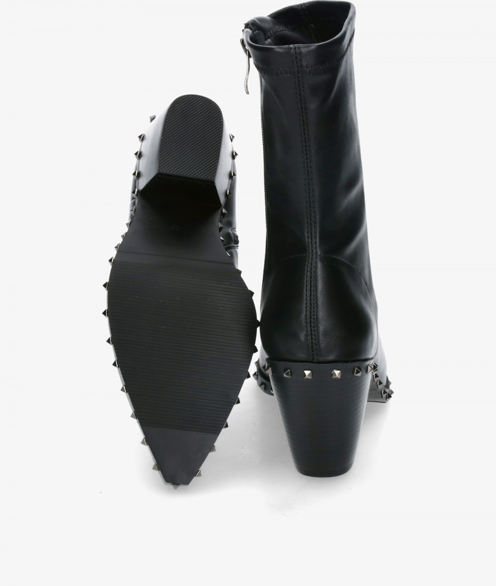 Botines VIBES LOLAS en negro