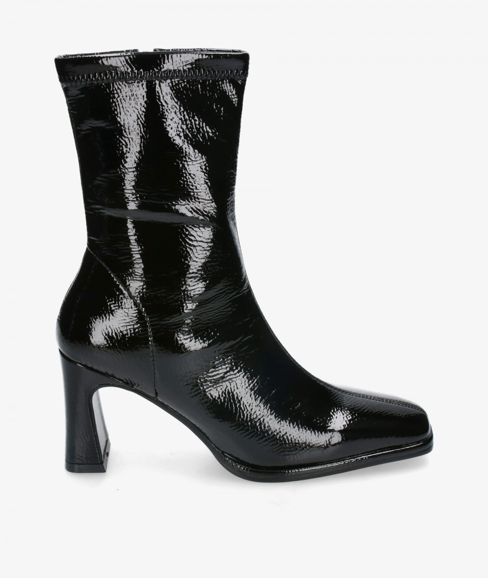 Botines VIBES SIENA en negro