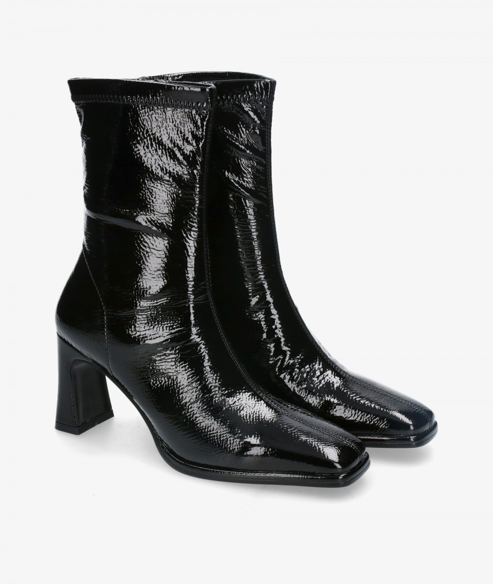 Botines VIBES SIENA en negro