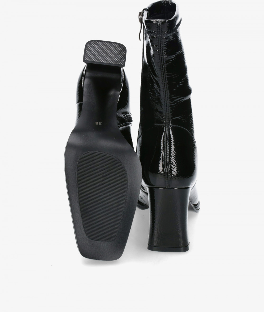 Botines VIBES SIENA en negro