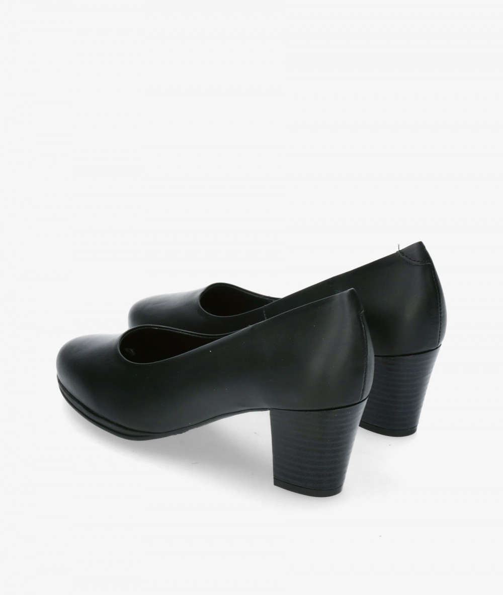 Salones Valeria´s 9600 en negro Salones Valeria´s 9600 en negro