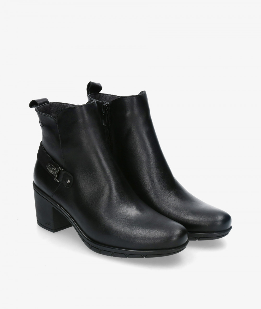 Botines Fluchos F1798 en negro