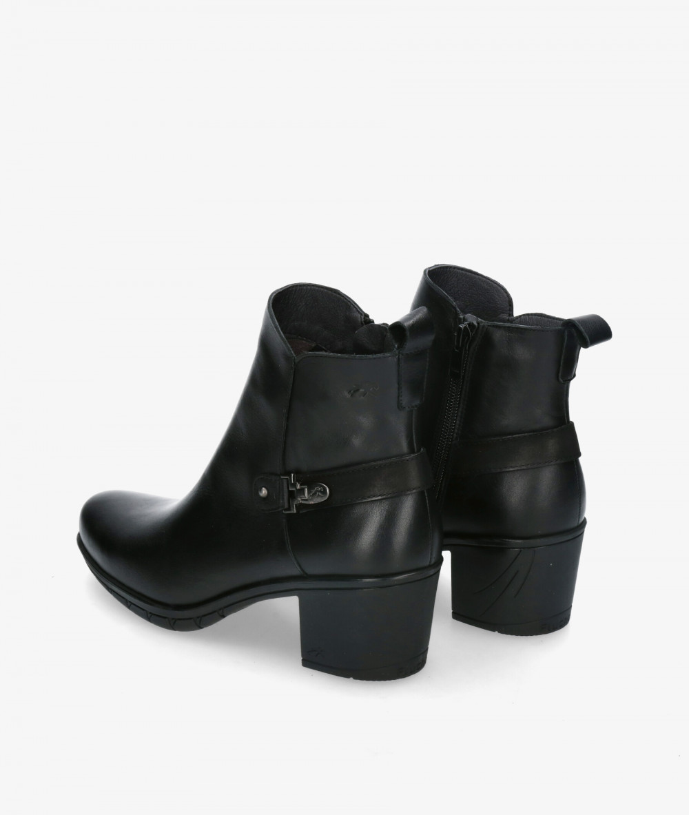 Botines Fluchos F1798 en negro