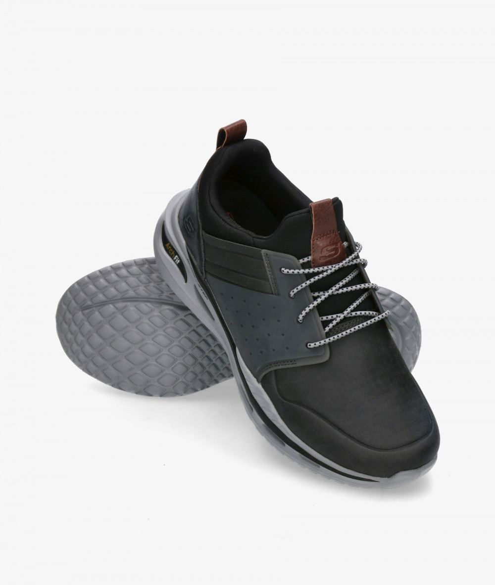 Deportivos Skechers 210456 en negro Deportivos Skechers 210456 en negro