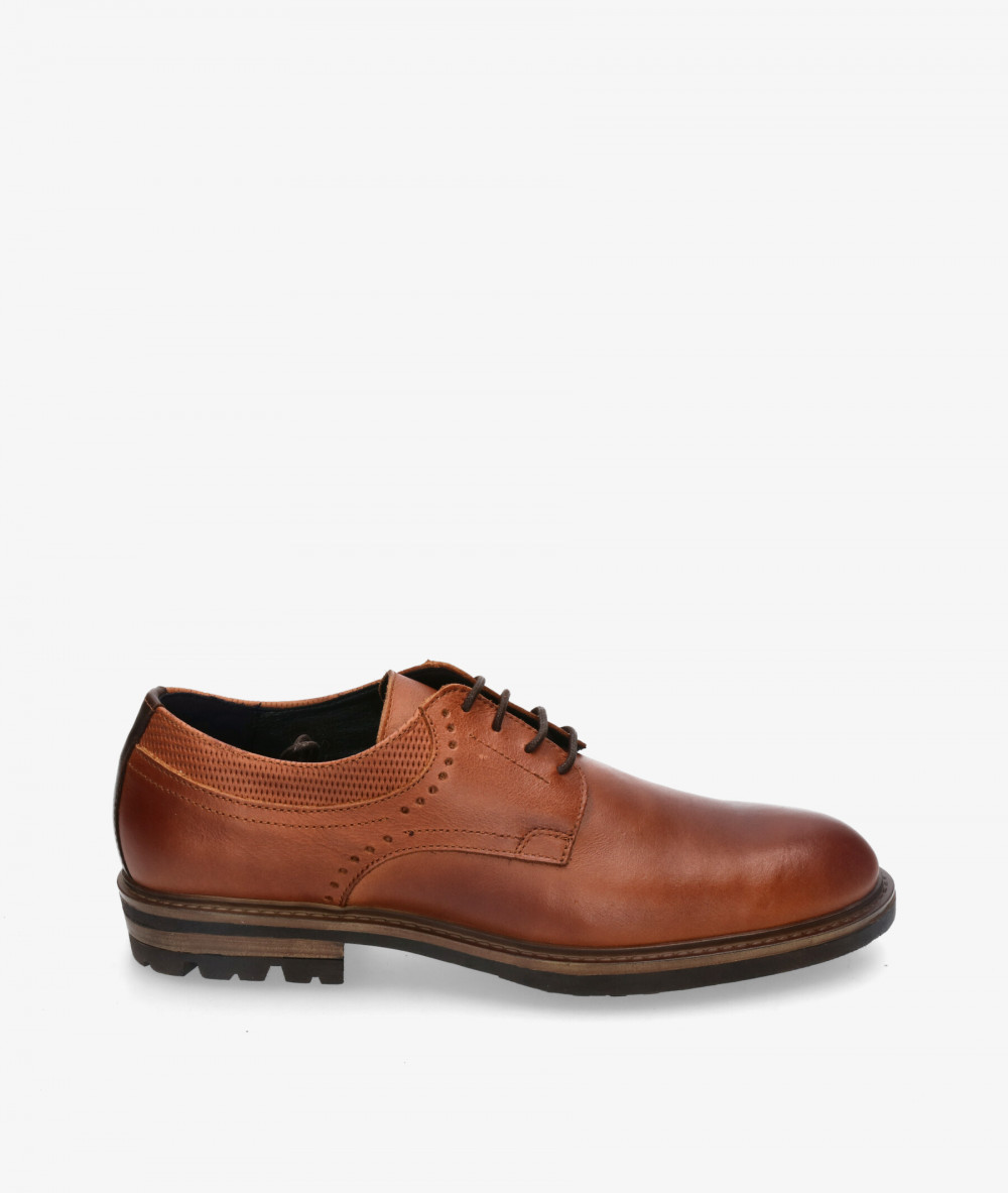 Zapatos casual Traveris 35826 en cuero Zapatos casual Traveris 35826 en cuero