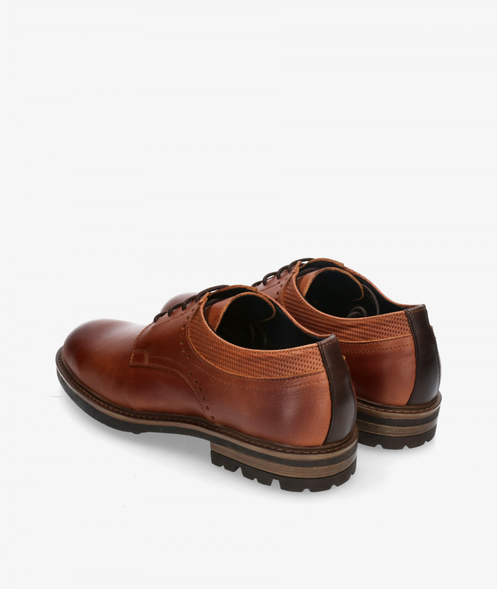Zapatos casual Traveris 35826 en cuero Zapatos casual Traveris 35826 en cuero